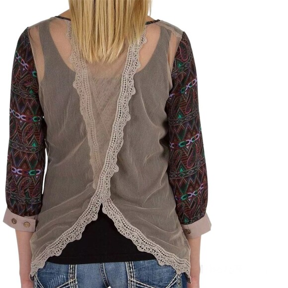 Gimmicks by BKE Lace Top - Picture 2 of 11